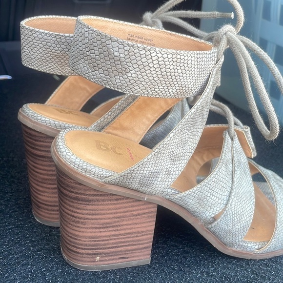 BC Born in California Vegan Snakeskin Heels Size 8.5 - Picture 2 of 10